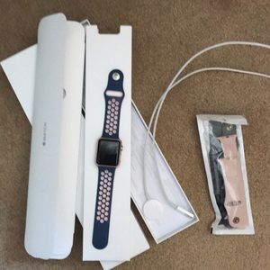 Almost new APPLE WATCH SERIES 1 38 MM